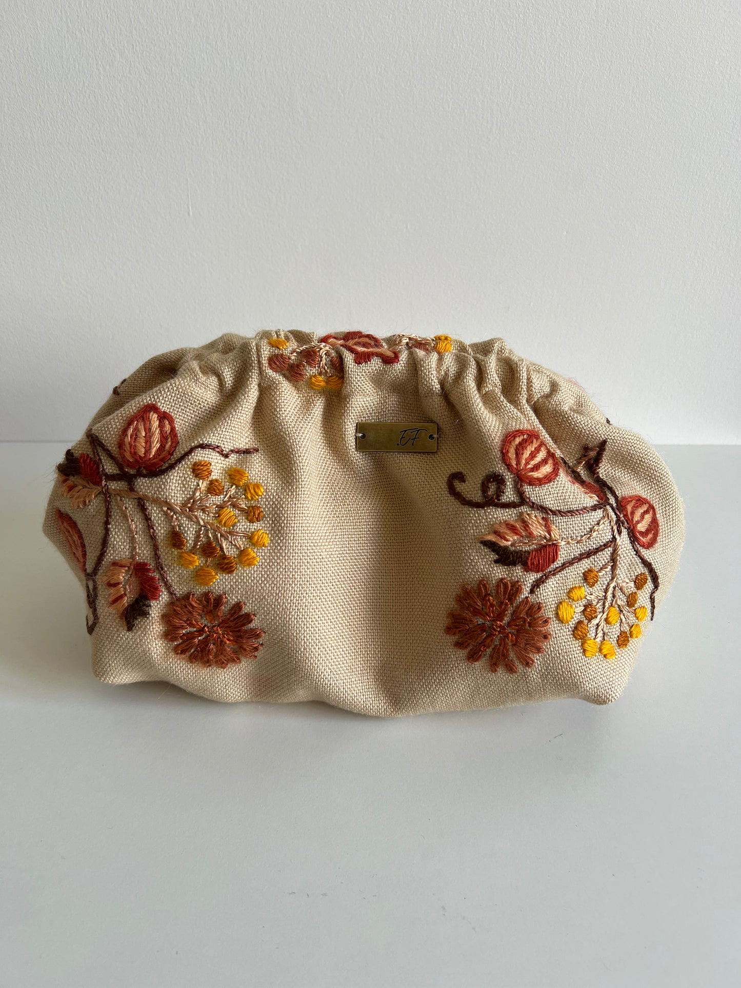 Gloria (19 cm)