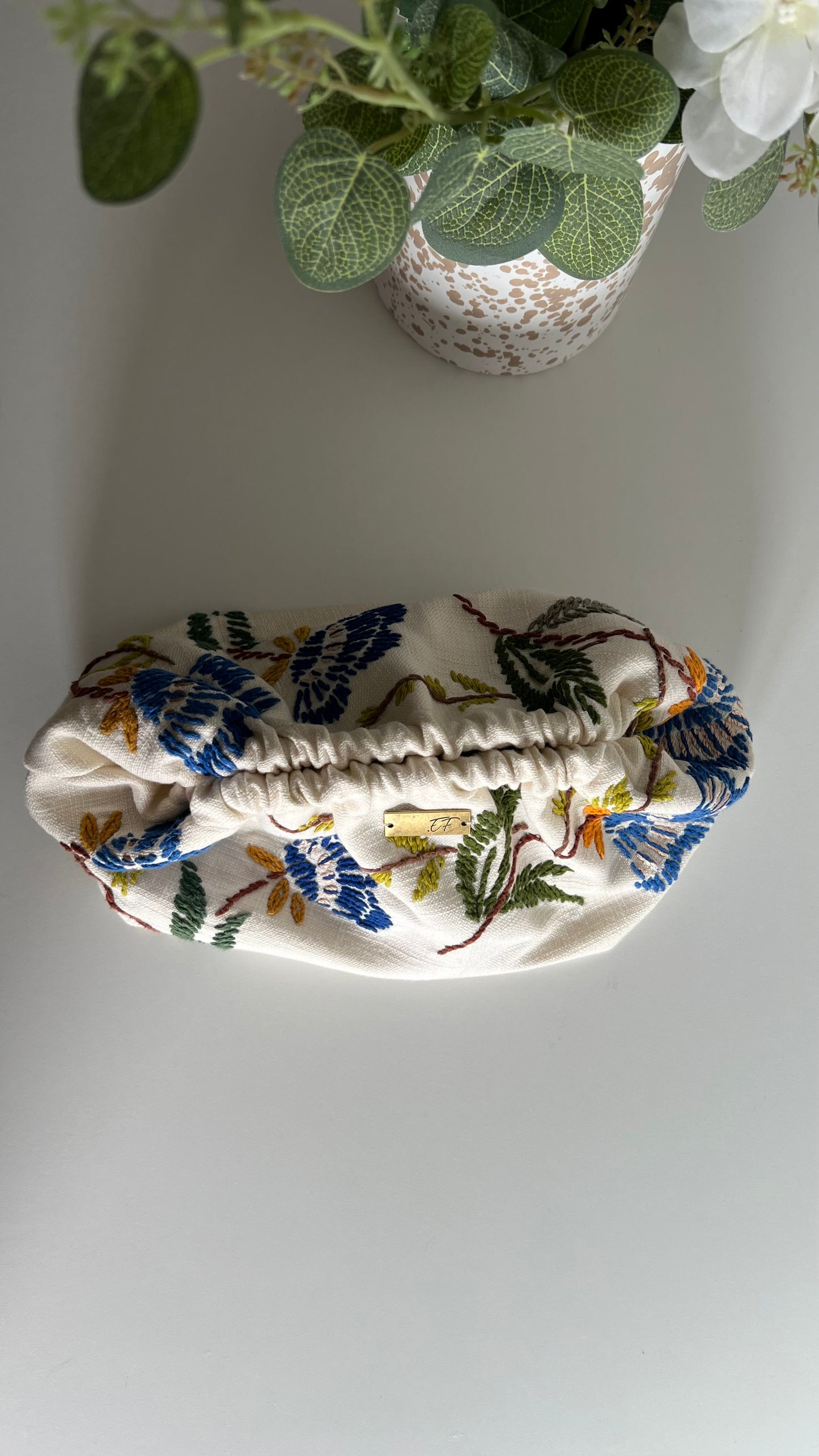 Clio (19 cm)