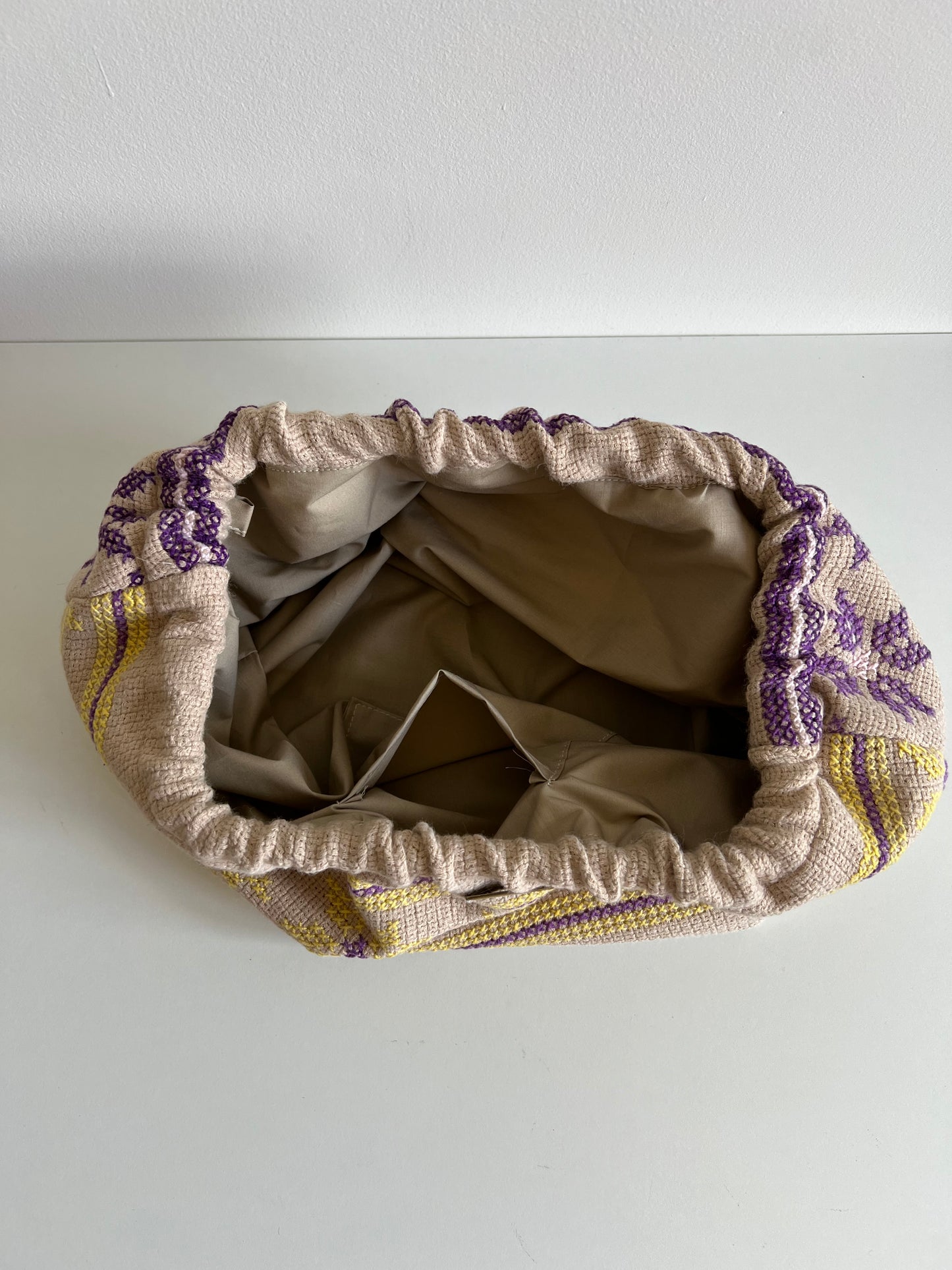 Agata (24 cm)